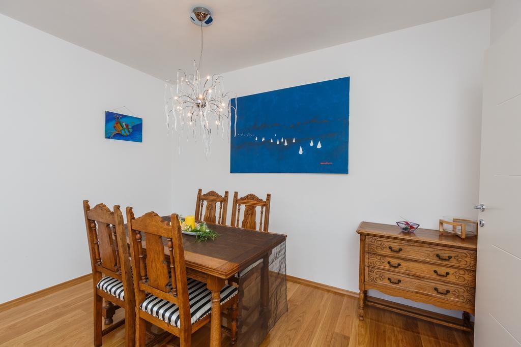 Apartment Breze Split Rum bild